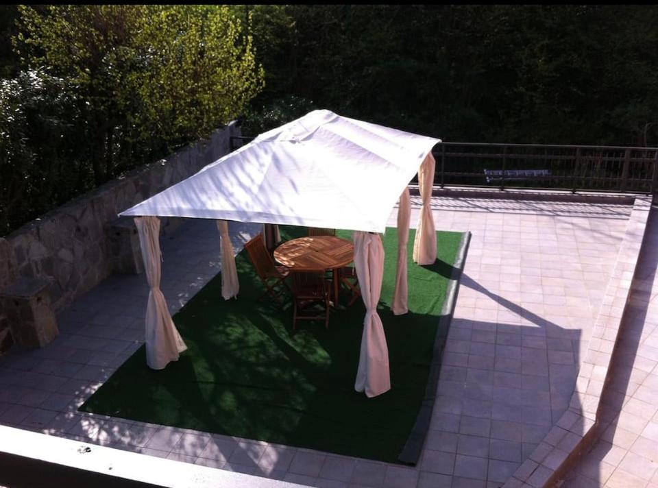 Appartamento In Villa Sulle Colline Di Torino Buitenkant foto